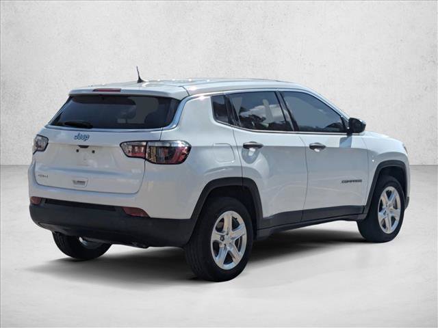 Used 2023 Jeep Compass Sport AWD/4WD image 5
