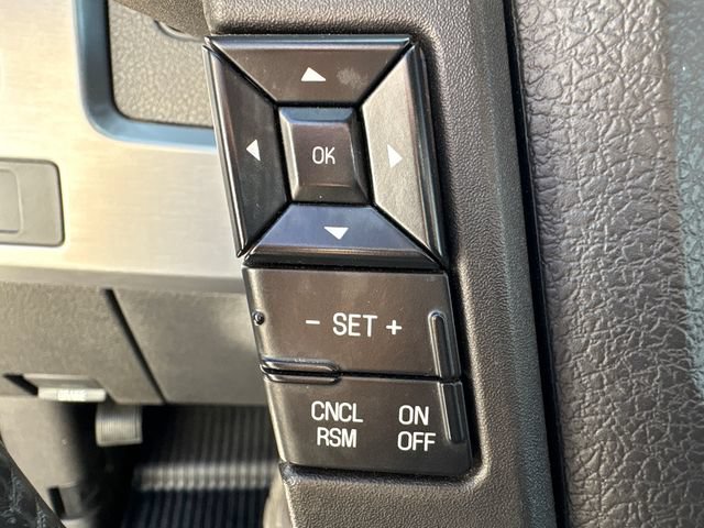 Used 2013 Ford F150 Raptor w/ Luxury Equipment Group AWD/4WD image 28