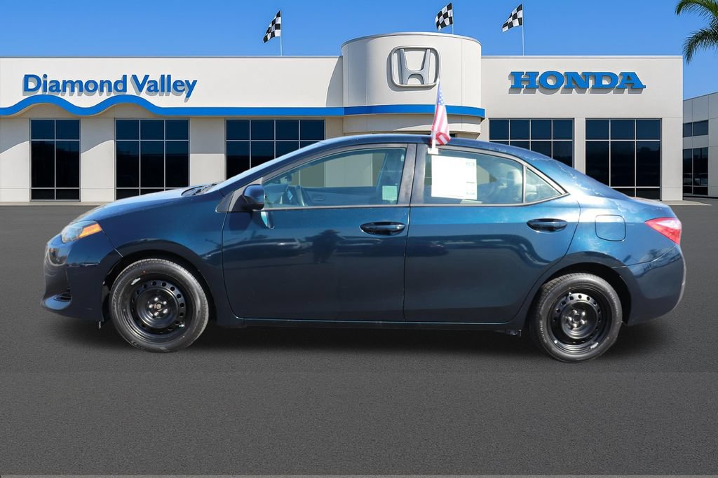 Used 2017 Toyota Corolla LE w/ Carpet Mat Package (TMS) FWD image 9