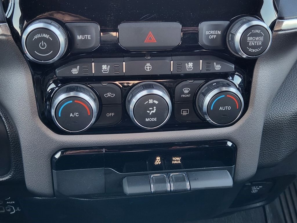Used 2023 RAM 1500 Laramie AWD/4WD image 20