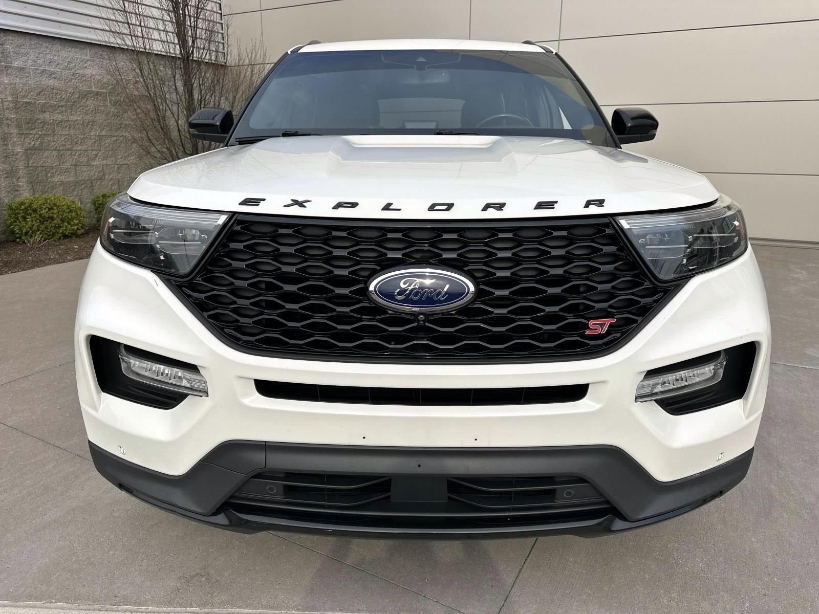 Used 2020 Ford Explorer ST w/ ST High-Performance Pack image 2