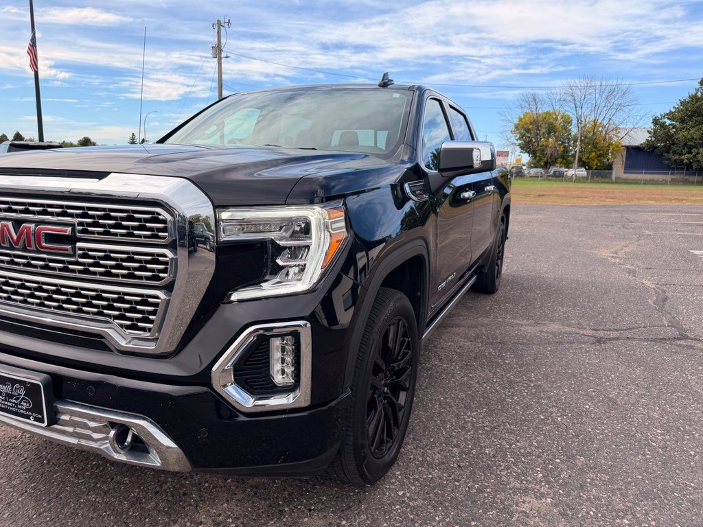 Used 2022 GMC Sierra 1500 Denali w/ Denali Premium Package AWD/4WD image 15
