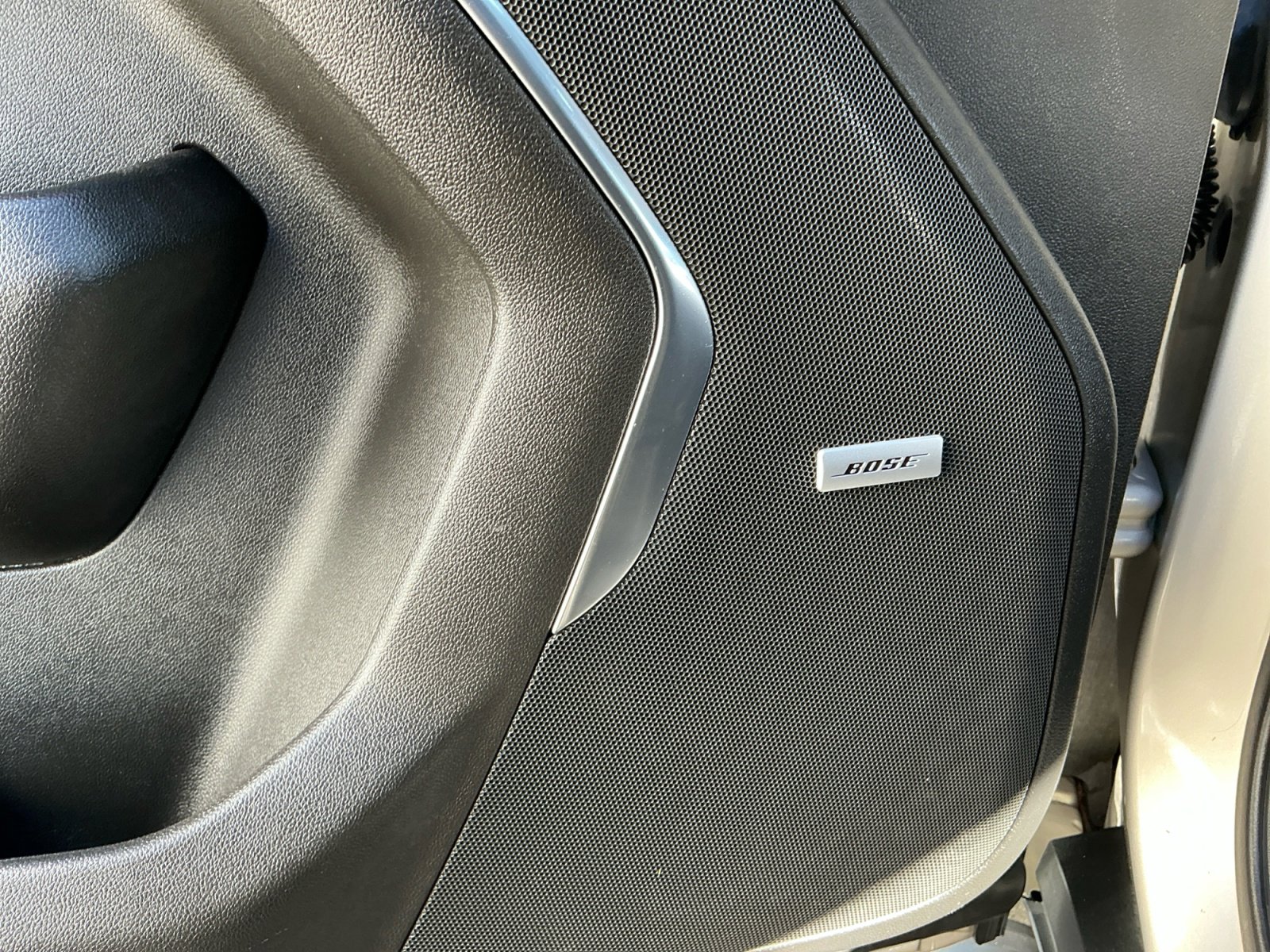 Used 2021 Chevrolet Tahoe Z71 w/ Z71 Off-Road Package image 27