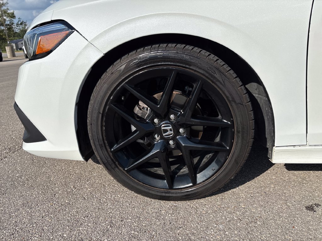 Used 2025 Honda Civic Sport image 28