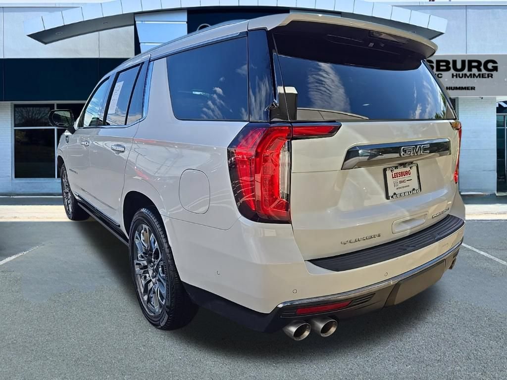 Used 2023 GMC Yukon Denali Ultimate AWD/4WD image 5