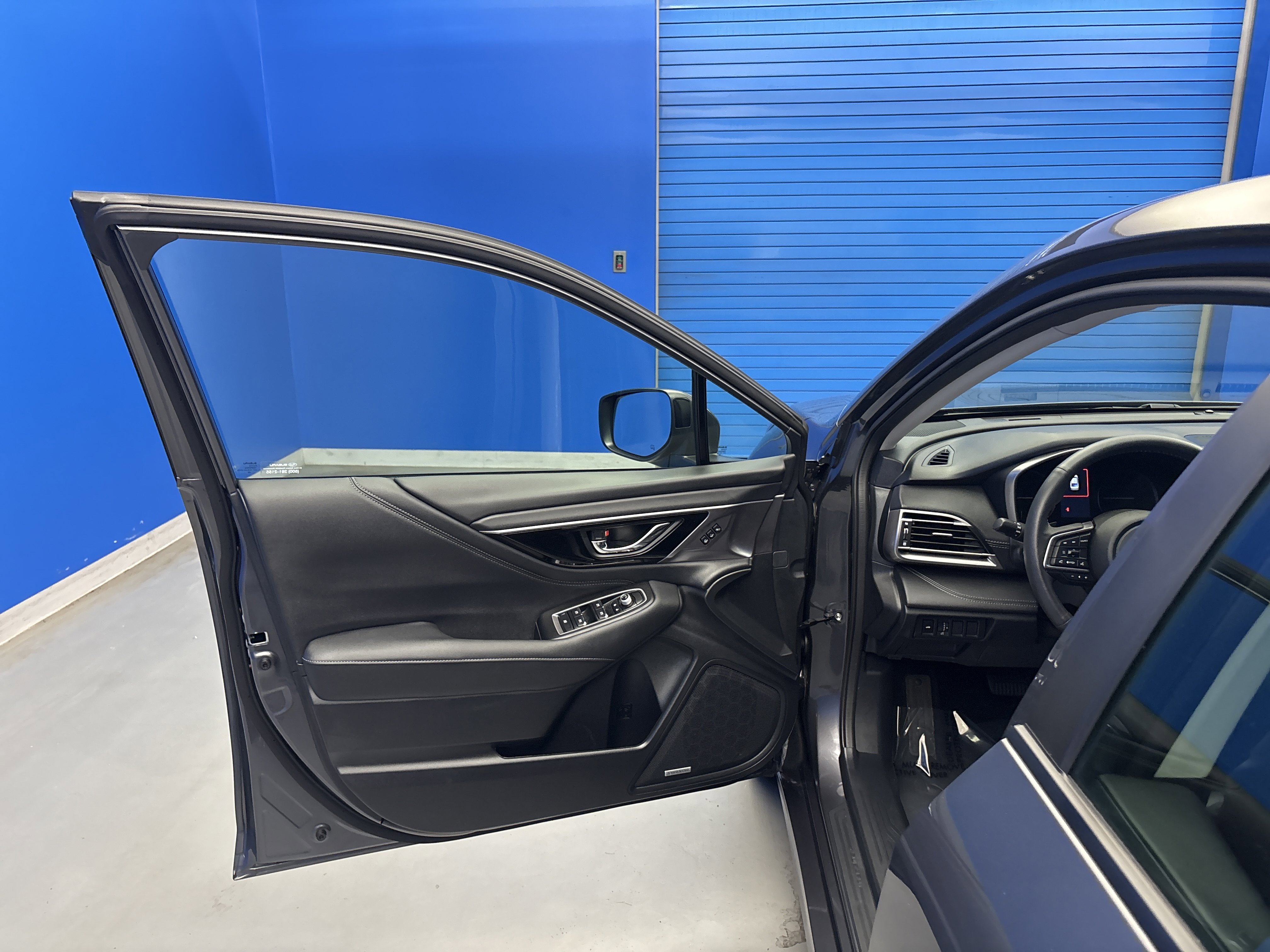 Certified 2025 Subaru Legacy Limited AWD/4WD image 9