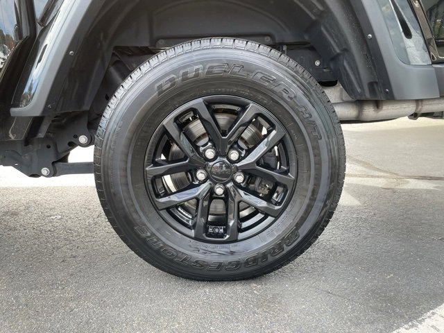 Used 2022 Jeep Gladiator Sport image 31