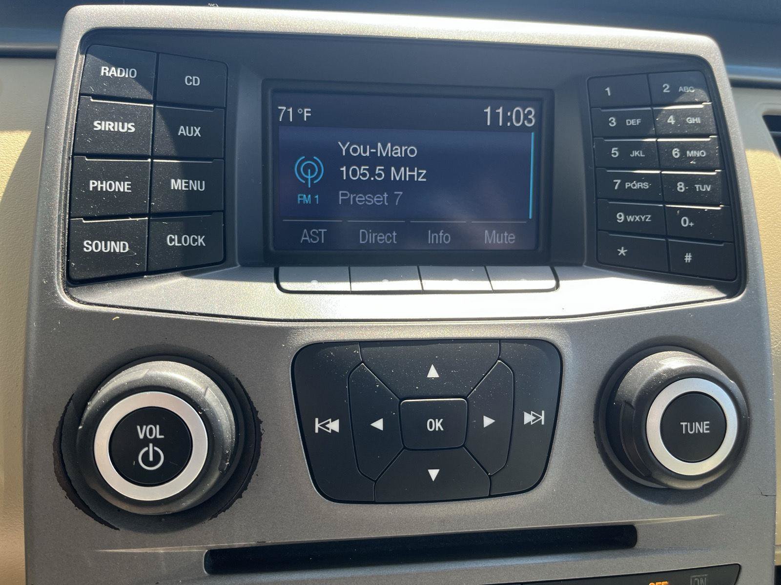 Used 2019 Ford Flex SE FWD image 21