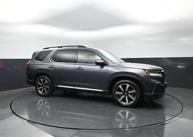 Used 2023 Honda Pilot Elite image 6