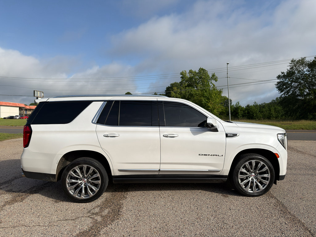 Certified 2021 GMC Yukon Denali w/ Denali Premium Package RWD image 11