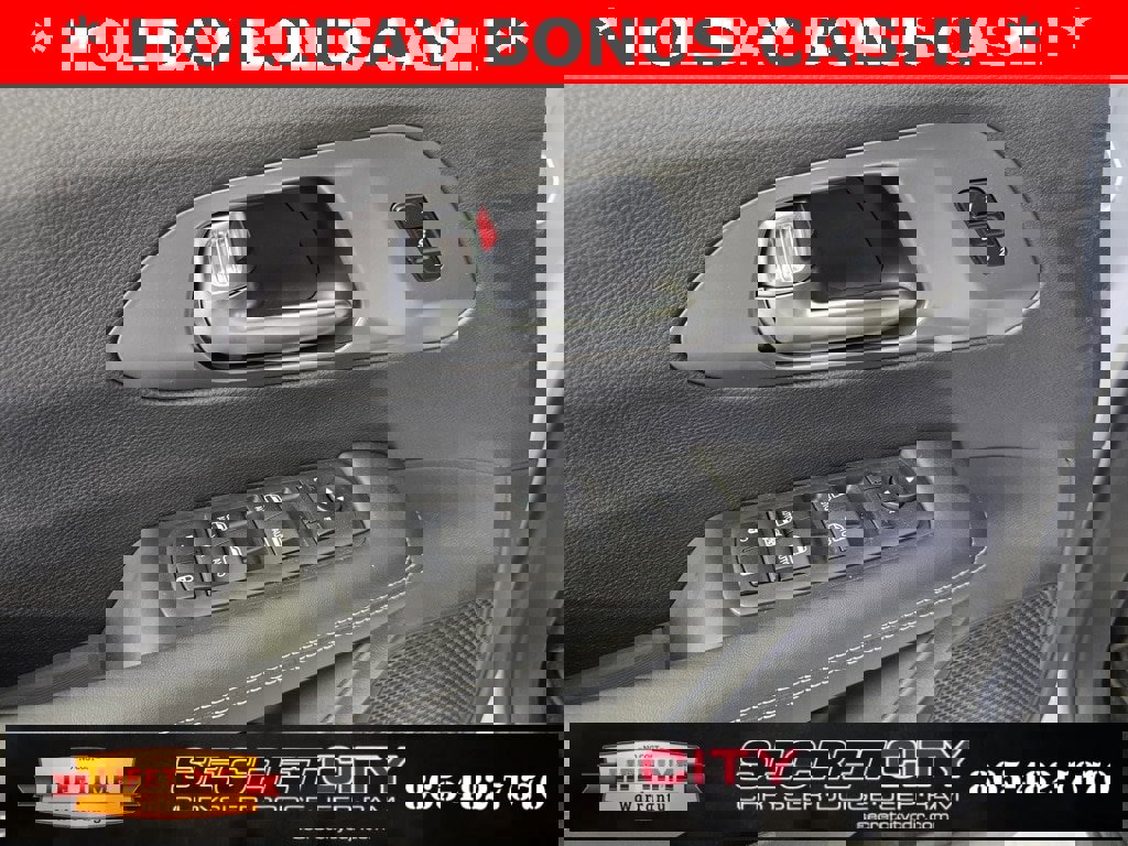 New 2025 Chrysler Pacifica Select w/ Fav Edition Package image 12