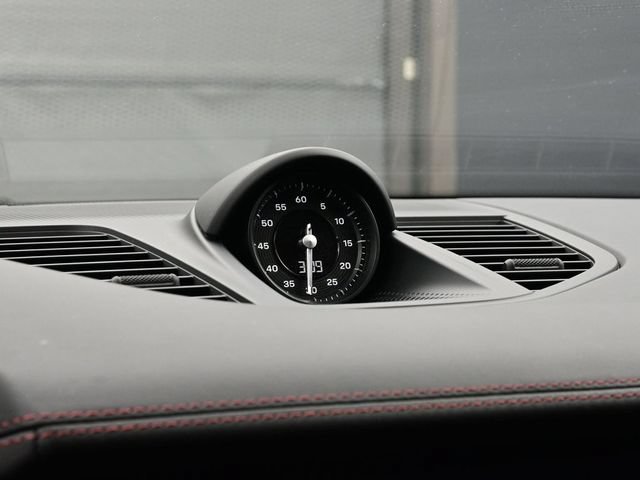 Certified 2025 Porsche Panamera 4 E-Hybrid AWD/4WD image 12