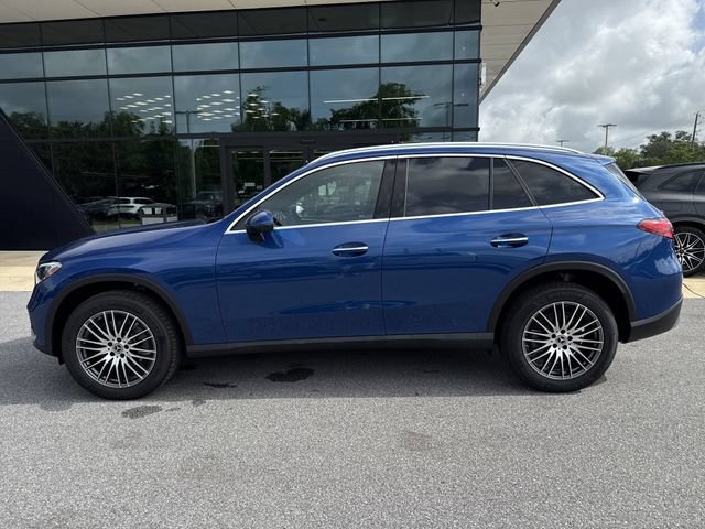 New 2025 Mercedes-Benz GLC 300 4MATIC image 4