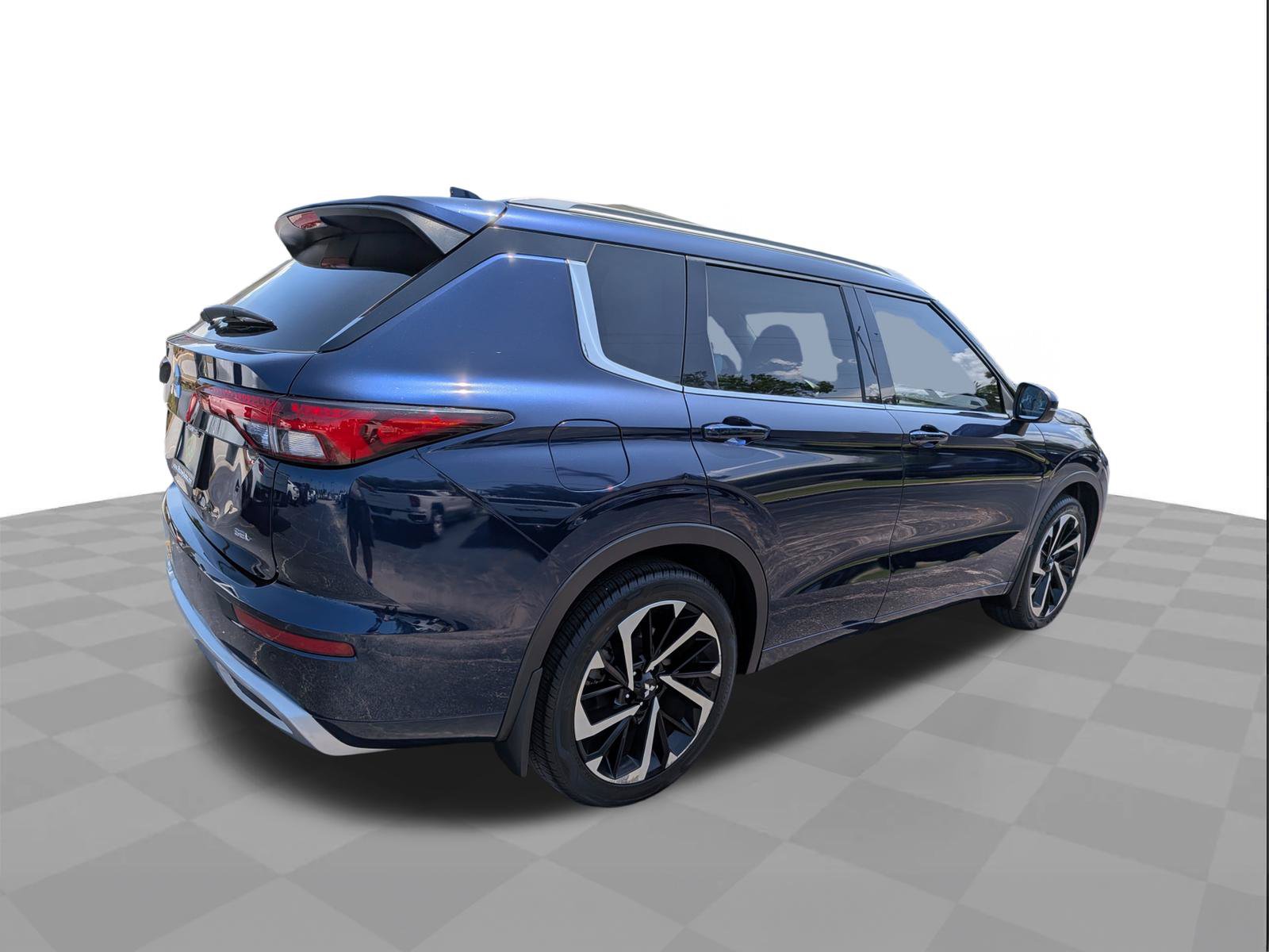 Used 2024 Mitsubishi Outlander SEL FWD image 4