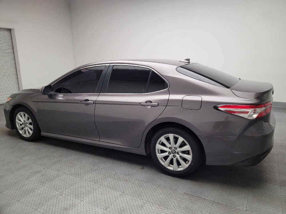 Used 2019 Toyota Camry LE FWD image 3