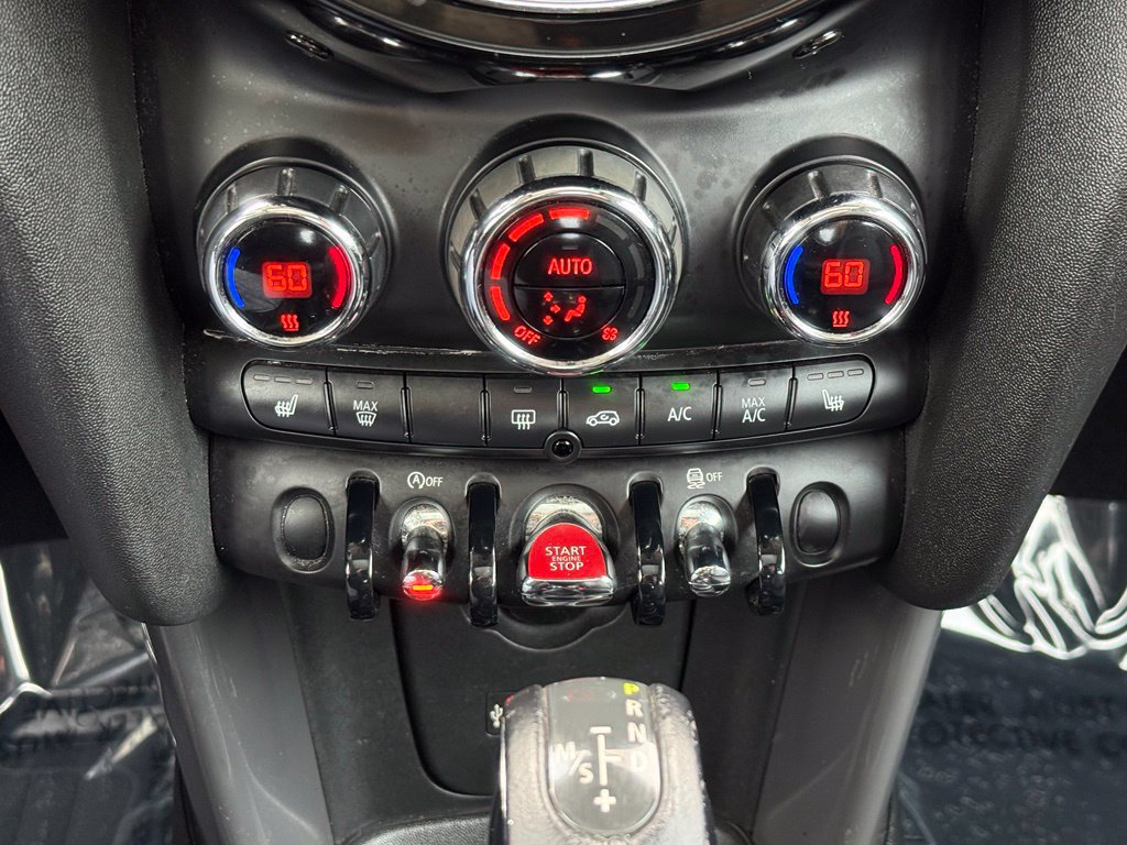 Used 2018 MINI Cooper 2-Door Hardtop FWD image 23
