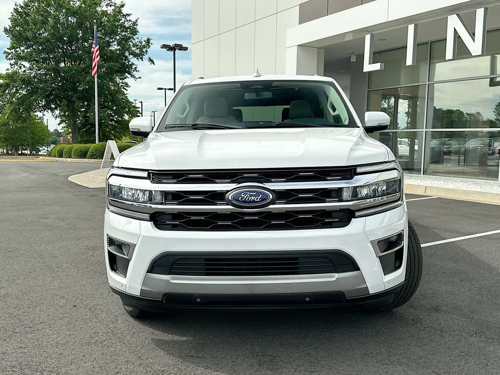 Used 2024 Ford Expedition Max Limited AWD/4WD image 5