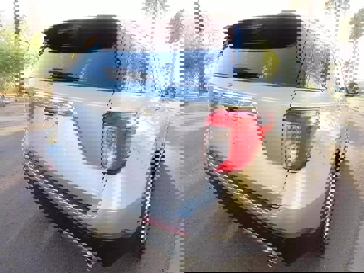 Used 2020 Ford Explorer Limited image 9