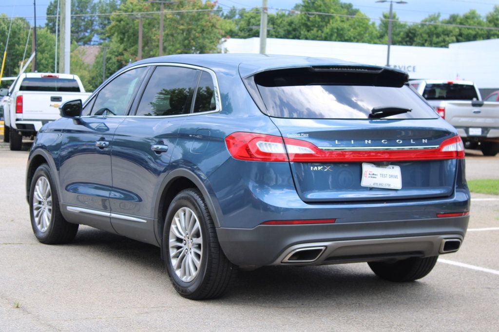 Used 2018 Lincoln MKX Select w/ Select Plus Package FWD image 6