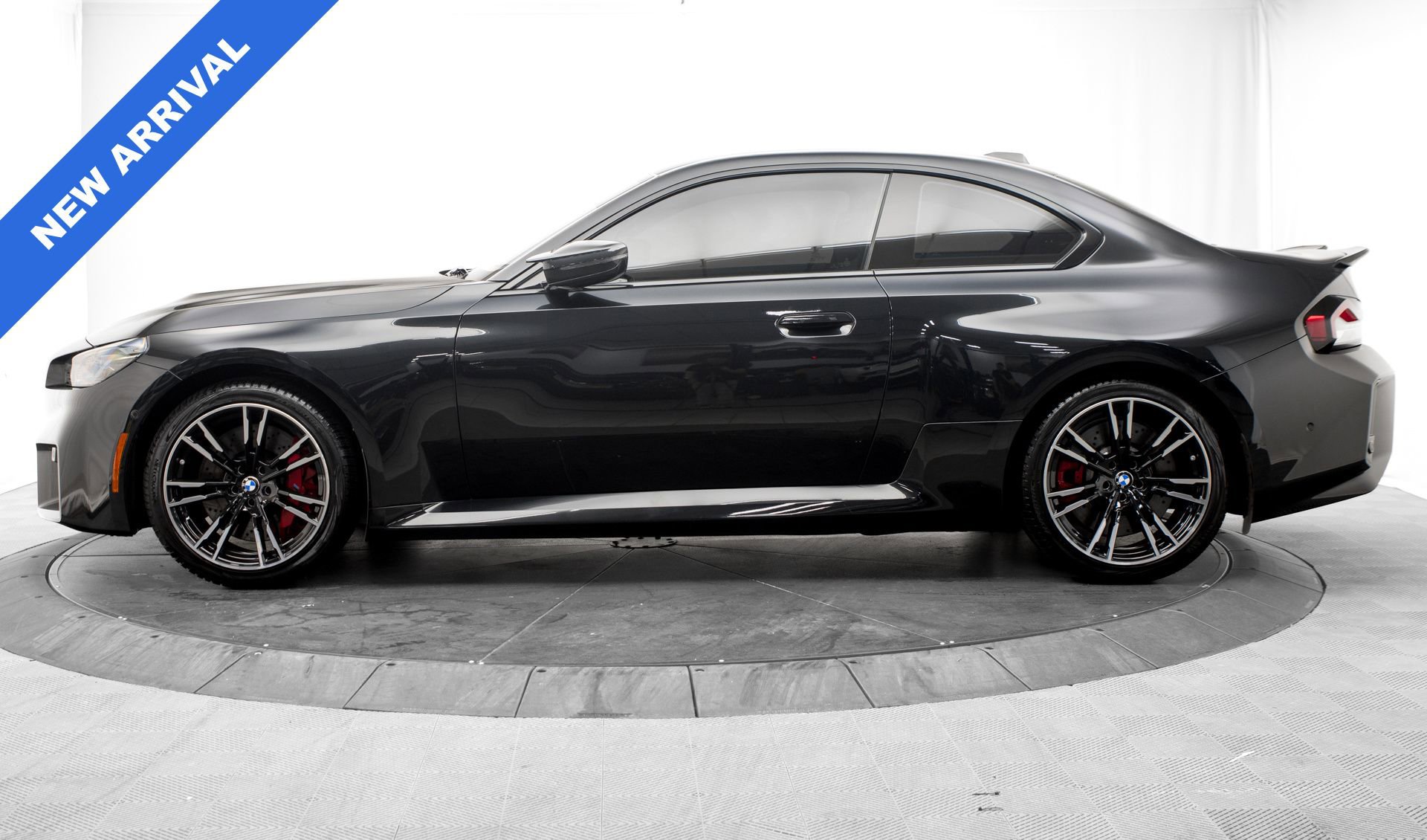 Used 2024 BMW M2 w/ Lighting Package RWD image 6