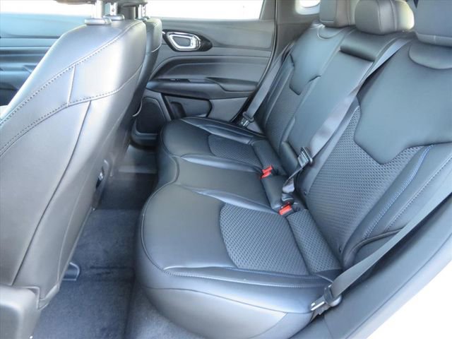 New 2026 Jeep Compass Latitude image 27