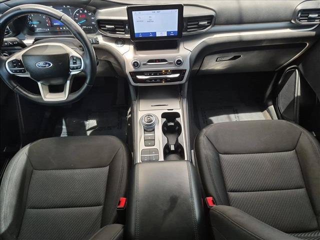 Certified 2023 Ford Explorer XLT RWD image 17