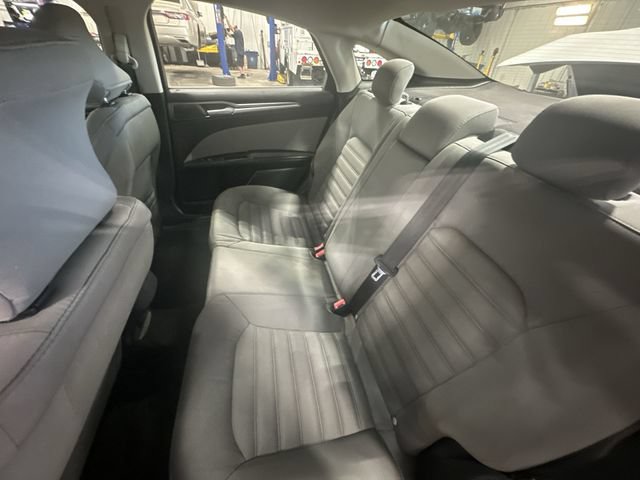 Used 2015 Ford Fusion S FWD image 31