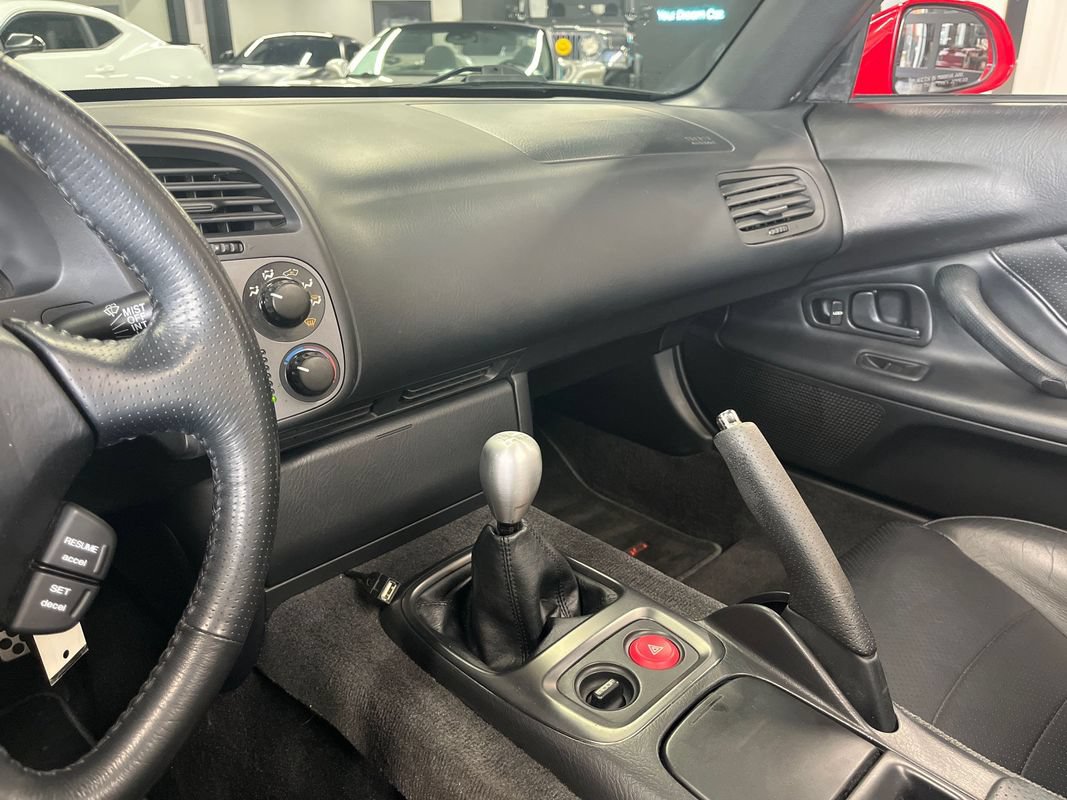 Used 2000 Honda S2000 image 51