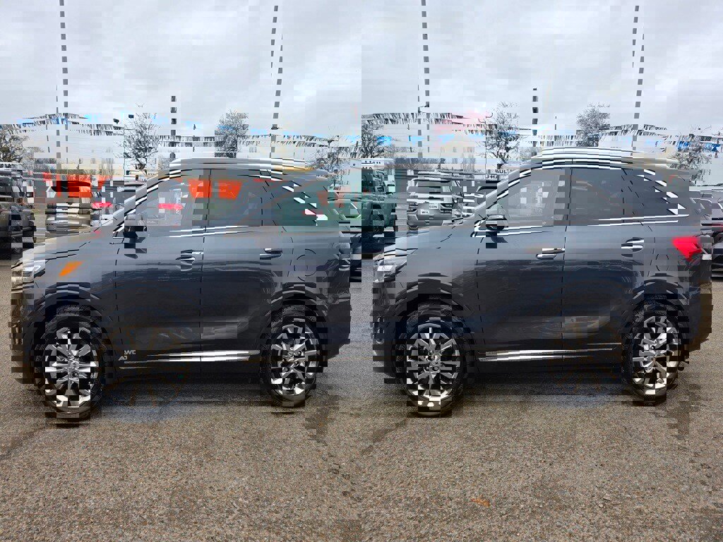 Used 2017 Kia Sorento SX image 6