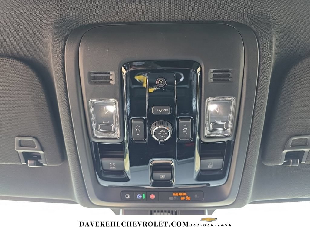 Used 2026 Chevrolet Suburban Z71 w/ Comfort Package AWD/4WD image 12