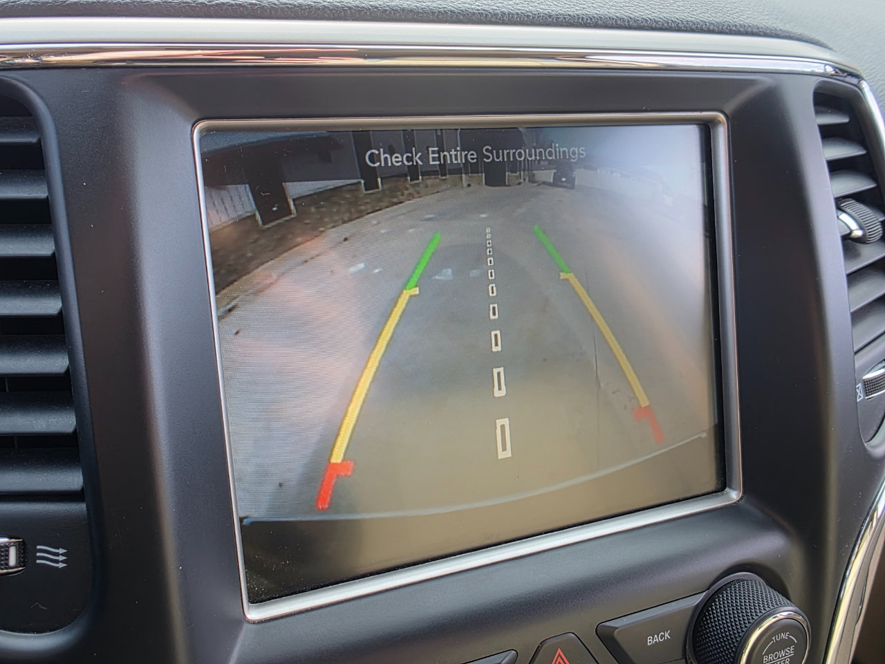 Used 2014 Jeep Grand Cherokee Limited image 3