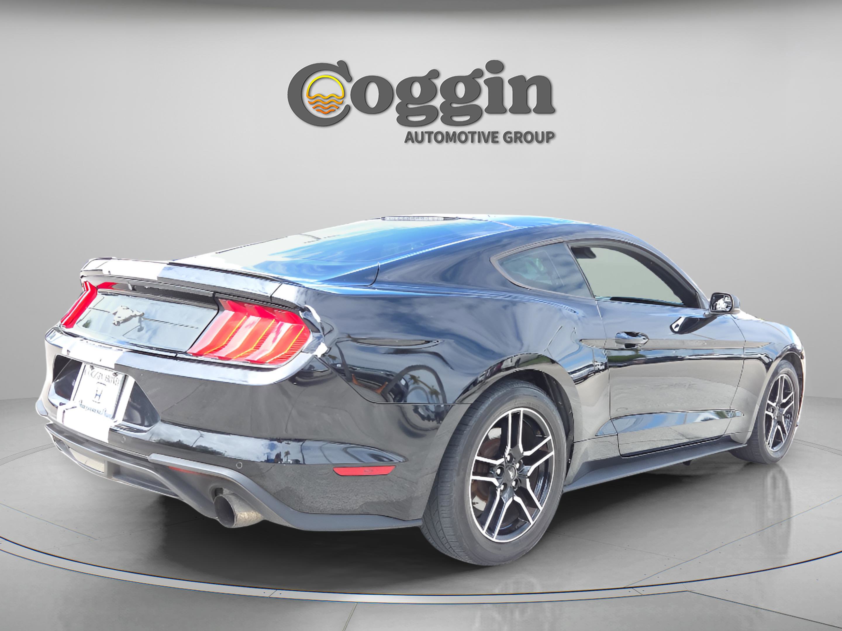 Used 2019 Ford Mustang Premium w/ Ford Safe & Smart Package RWD image 5