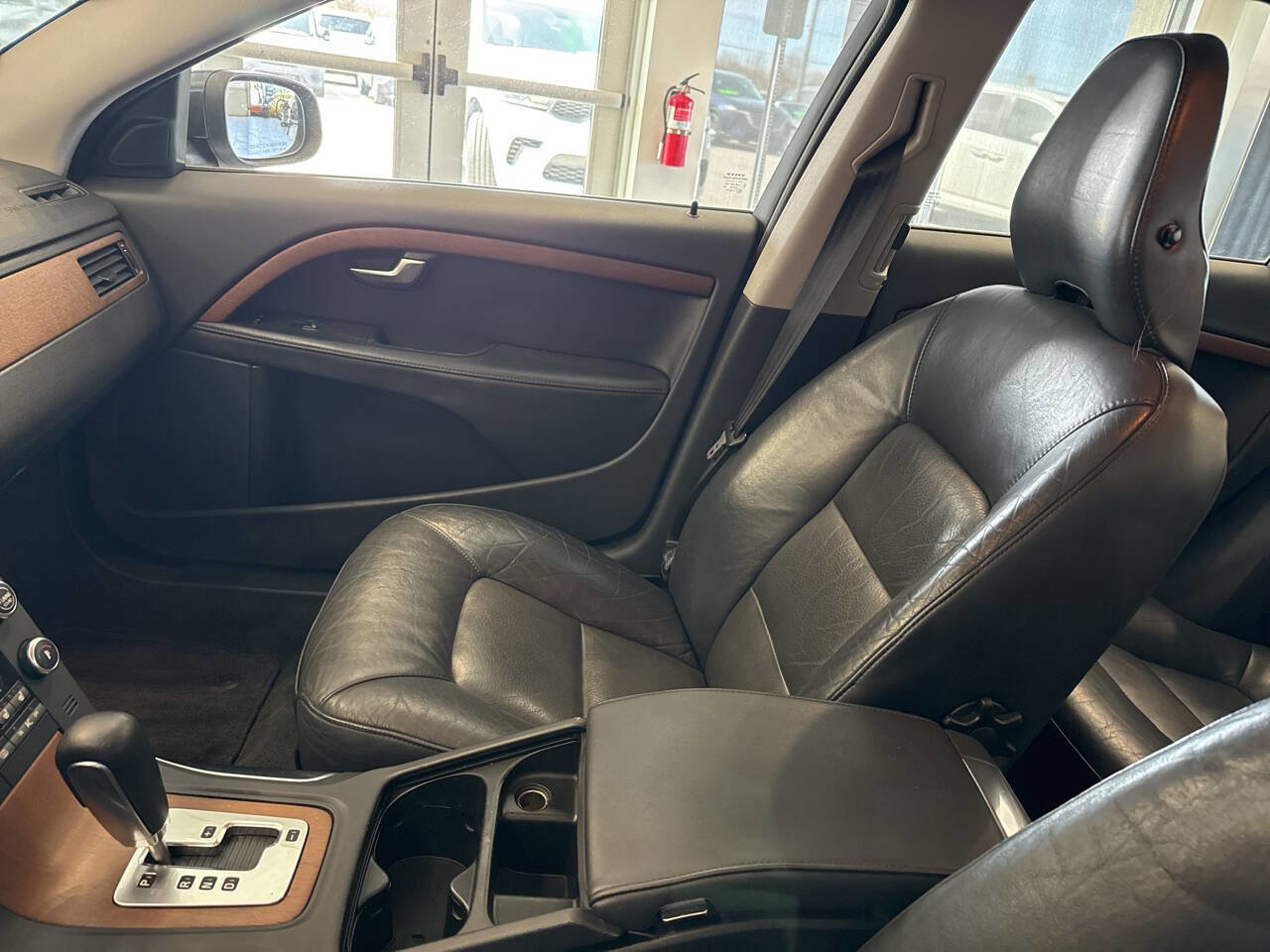 Used 2010 Volvo S80 3.2 image 21