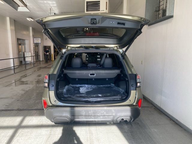 Certified 2025 Subaru Forester Premium image 7