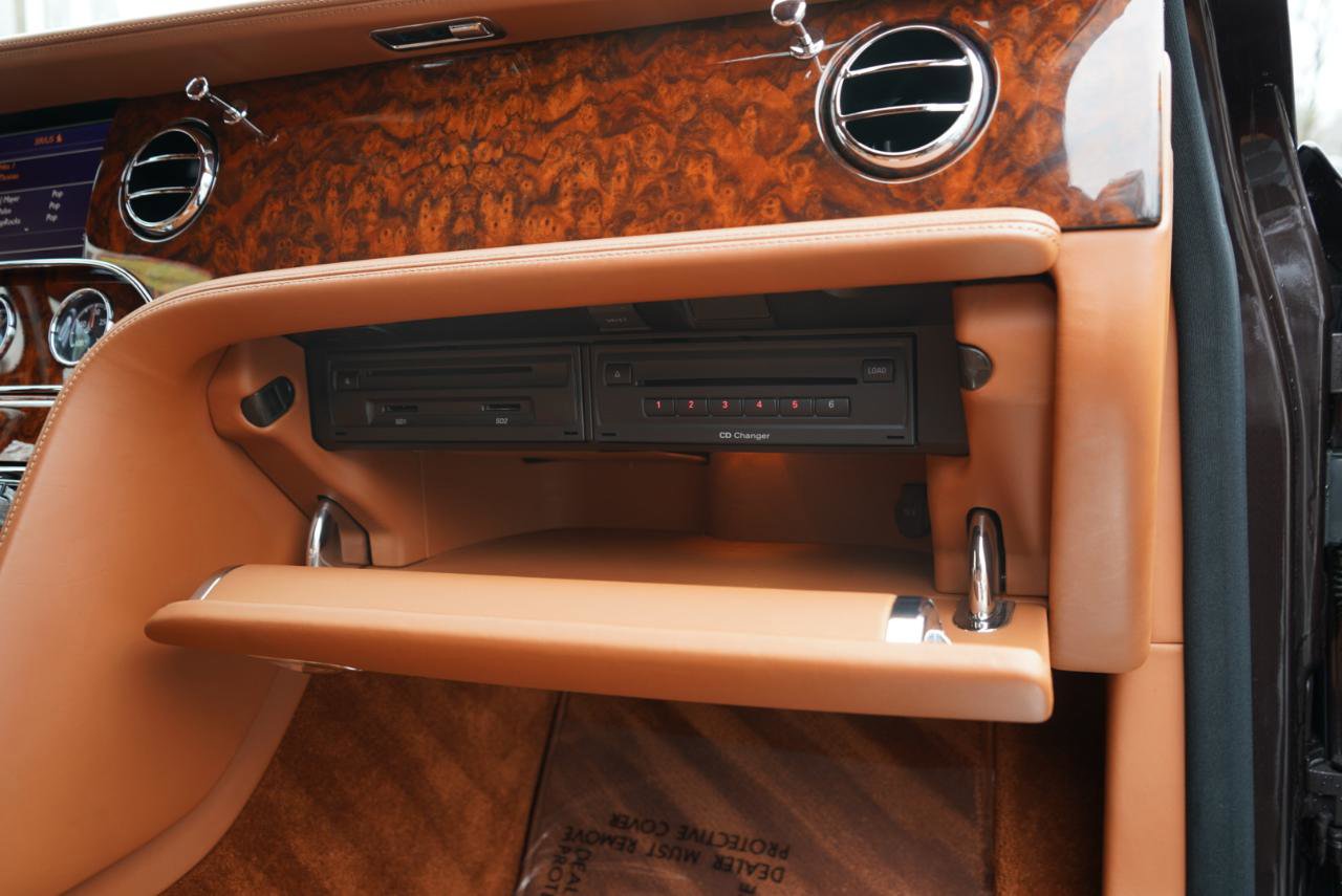 Used 2011 Bentley Mulsanne image 74