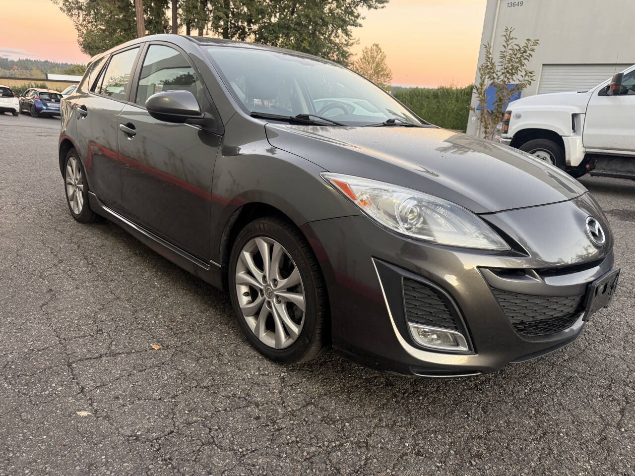 Used 2011 MAZDA MAZDA3 s Grand Touring w/ Tech Pkg FWD image 11