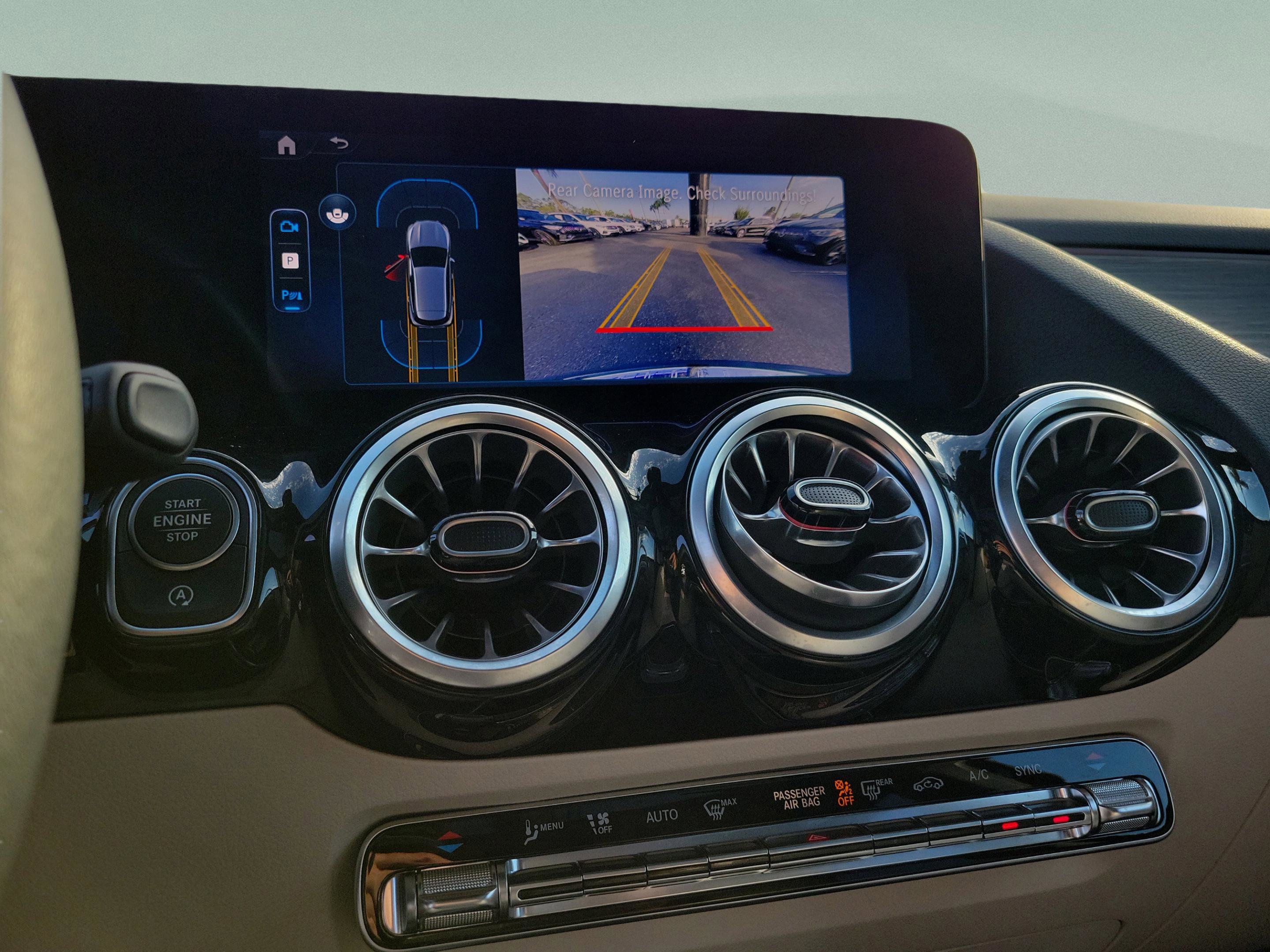 Certified 2025 Mercedes-Benz GLA 250 image 23