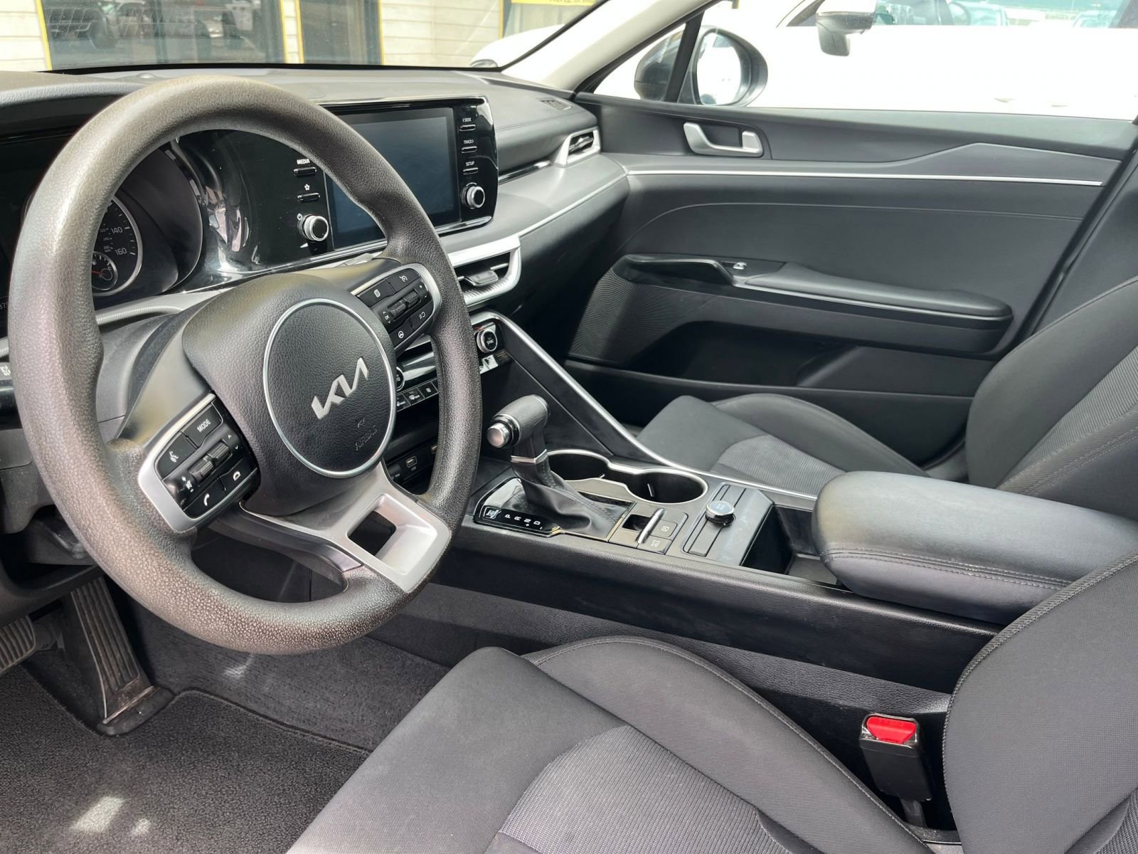 Used 2023 Kia K5 LXS image 33