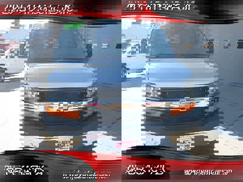 Used 2017 Chevrolet Express 3500 LT w/ LT Preferred Equipment Group image 32