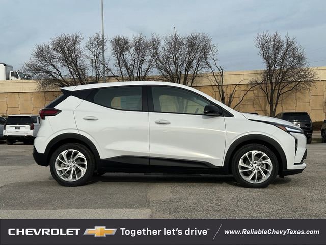 New 2027 Chevrolet Bolt LT w/ Comfort Package image 3