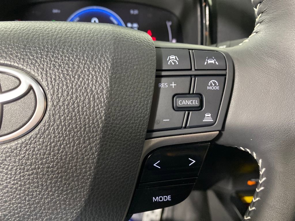 Certified 2025 Toyota Camry SE image 14