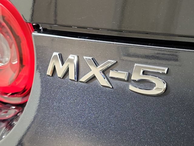 Used 2025 MAZDA MX-5 Miata Sport RWD image 4