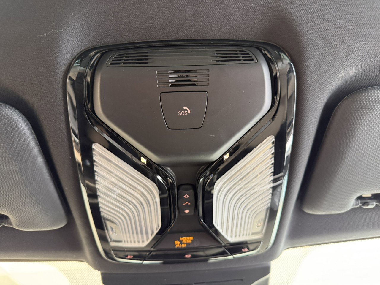 Used 2024 BMW X5 xDrive40i w/ M Sport Package image 26