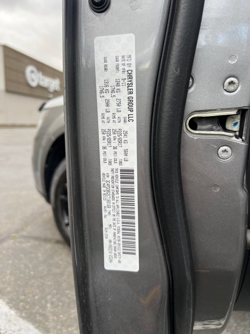 Used 2012 Dodge Journey SXT w/ Flexible Seating Group image 17