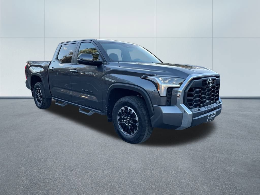 Used 2025 Toyota Tundra SR5 image 4