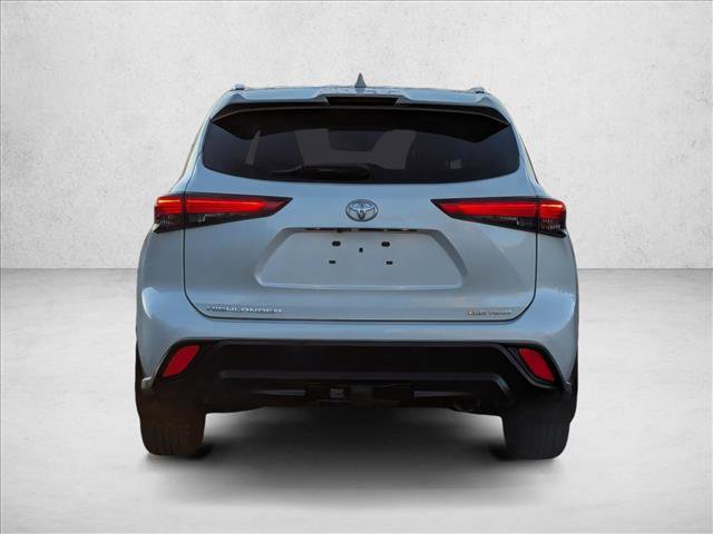 Used 2020 Toyota Highlander XLE image 7