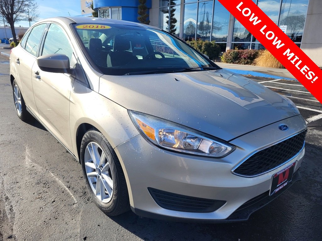 Used 2018 Ford Focus SE image 1