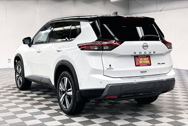 New 2025 Nissan Rogue SL AWD/4WD image 3