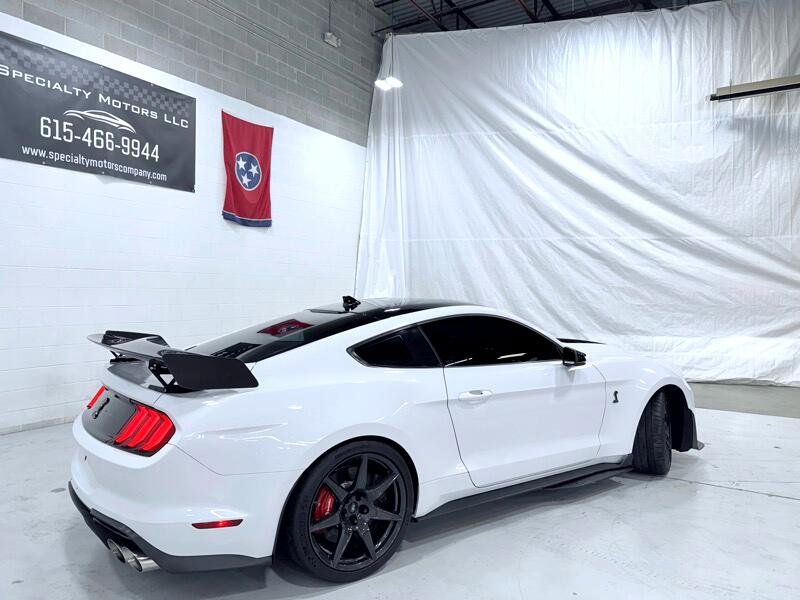 Used 2021 Ford Mustang Shelby GT500 w/ Carbon Fiber Track Pack image 3
