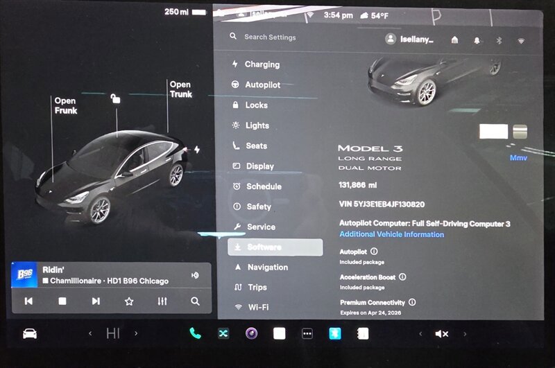 Used 2018 Tesla Model 3 Long Range image 9